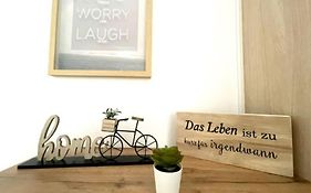 **Modernes Apartment In Zentraler Lage**